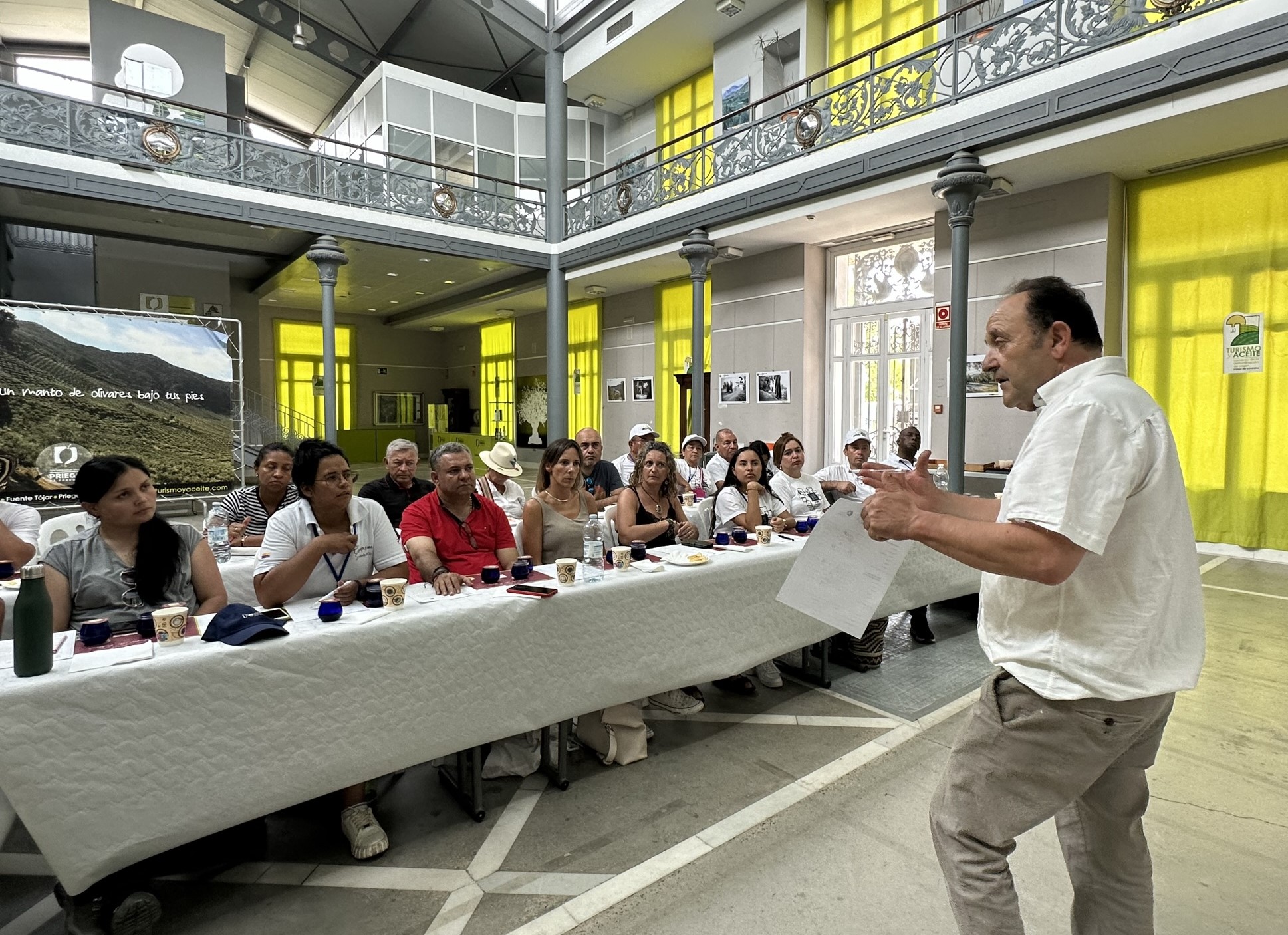 Los líderes sociales colombianos visitan la Universidad de Córdoba y EPRINSA