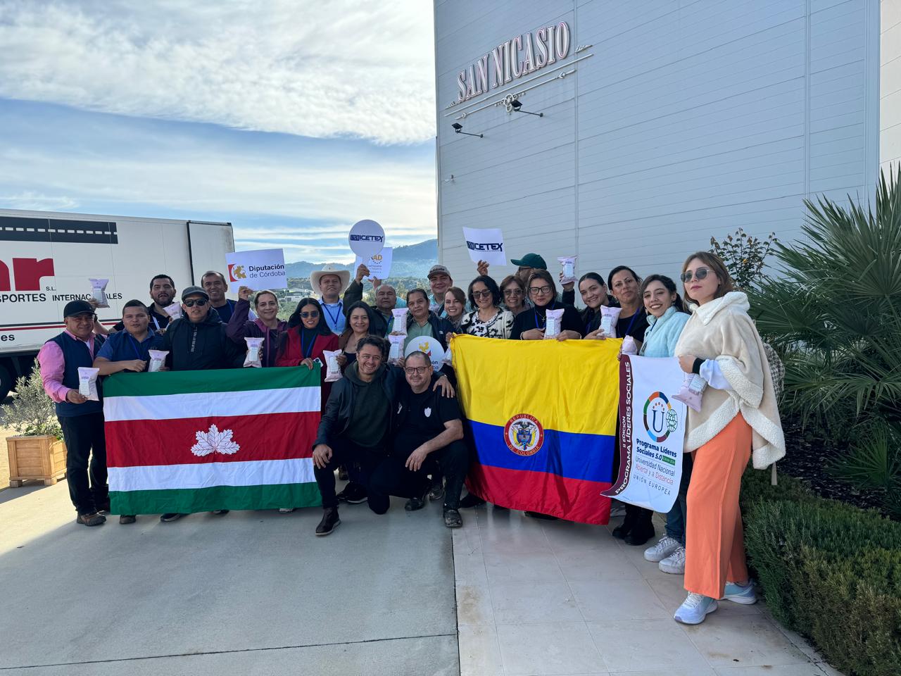 Líderes empresarios colombianos visitan dos de los emprendimientos más exitosos de la provincia de Córdoba