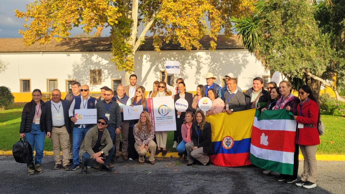 Los participantes del II Programa de Líderes Sociales comienzan su experiencia en Córdoba conociendo su sector agrícola